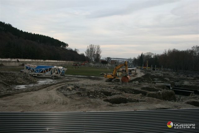 В Цхинвале продолжается строительство стадиона