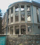 В сгоревшем здании парламента Южной Осетии обнаружены останки человека