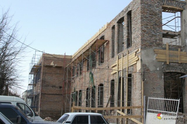 В Цхинвале восстанавливается здание ЮОГУ