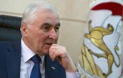 Тибилов: Южная Осетия хочет в состав России, но сейчас это может навредить Москве