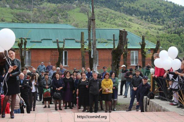 В Дзауском районе Южной Осетии почтили память жертв землетрясения