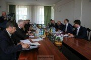 В Цхинвале проходит встреча Сопредседателей Женевских международных дискуссий с югоосетинской делегацией