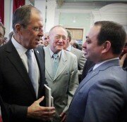Знаур Гассиев принял участие в церемонии открытия Дипломатического клуба