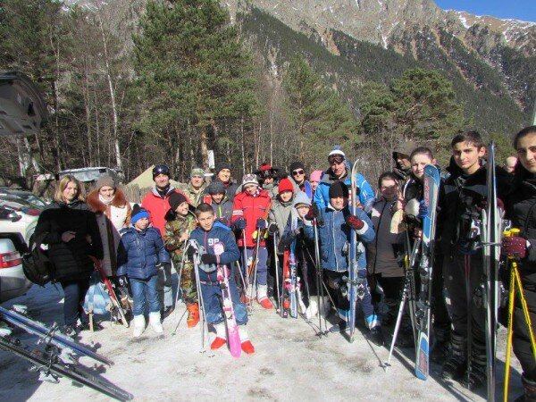 Федерация горнолыжного спорта и сноуборда г. Цхинвал РЮО. на выезде в Цее 25 февраля 2017 г.