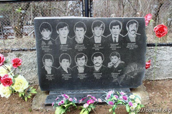 В Южной Осетии вспоминают жертв Ередской трагедии