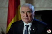 Тибилов признал поражение на выборах в Южной Осетии