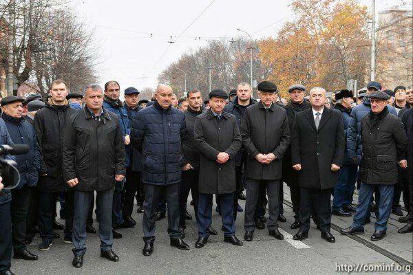 Президент Южной Осетии принял участие в церемонии прощания с Сосланом Андиевым