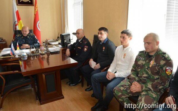 За мужество и отвагу: милиционеры в Южной Осетии получили медали