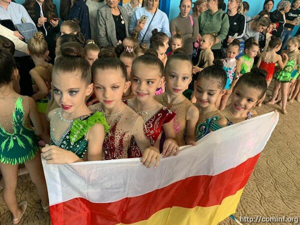 Юные гимнастки из Южной Осетии привезли россыпь медалей с соревнований