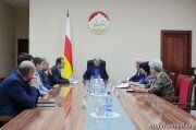 Вопросы разработки отраслевых программ обсудили в правительстве Южной Осетии