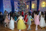 Детей Южной Осетии ждут представления во Дворце детского творчества