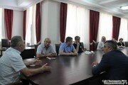 Парламентарии Южной Осетии обсудили вопрос о социальных выплатах