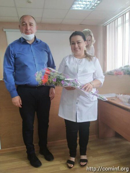 Медицинских работников в Южной Осетии поощрили в честь профессионального праздника