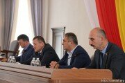 Нет сигнала: проблемы телевещания в районах республики обсудили в парламенте Южной Осетии