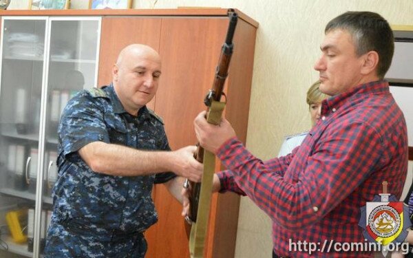 Музей ЮОГУ пополнился винтовкой Мосина и пулеметом Дегтярева