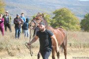 В Знаурском районе Южной Осетии прошли конные скачки