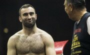У боксера Мурата Гассиева вновь сменился соперник из-за коронавируса