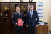 Анатолий Бибилов присвоил специальные звания сотрудникам МВД Южной Осетии